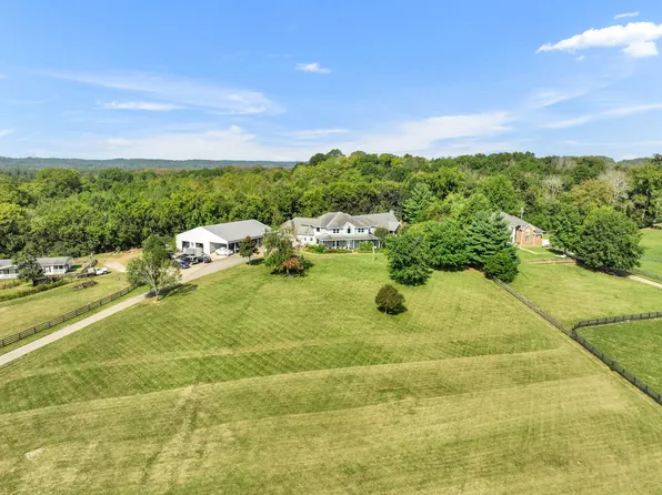 2205 Doctor Robertson Rd, Spring Hill, TN 37174