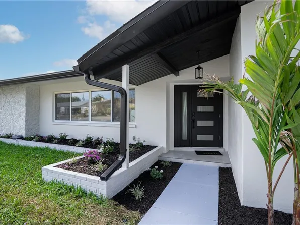 13956 80th Ave, Seminole, FL 33776