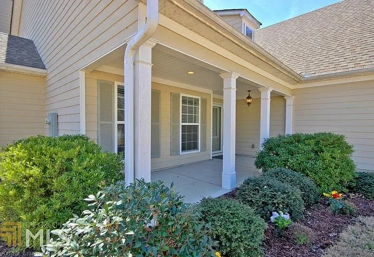 324 Evesham Ave — Photo 4
