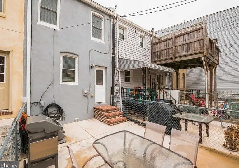 1409 E Clement St — Photo 28