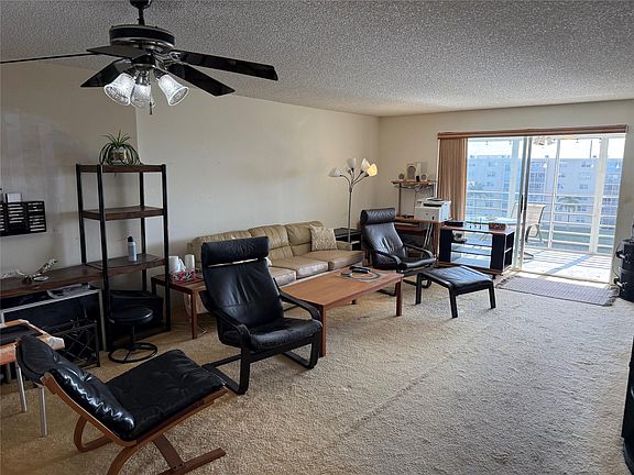 4th image of 200 SE 5th Avenue #606
