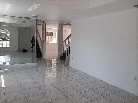 2nd image of 5112 NW 114th Ct