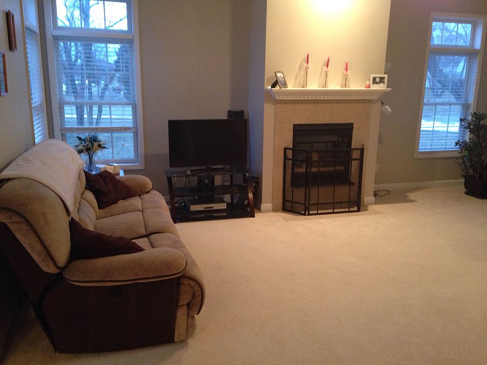 1st image of 181 Nicole Dr