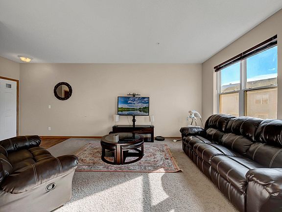 4th image of 5115 Holly Ln N #2003
