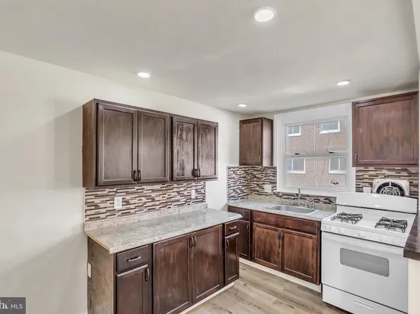 5210 N Hope St, Philadelphia, PA 19120