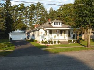 611 Cherry St, Waterford, PA