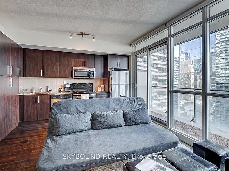 55 Bremner Blvd #2709 — Photo 29