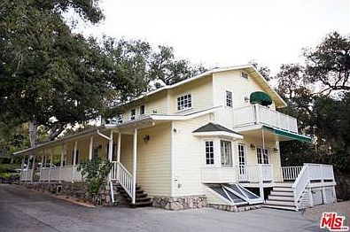 5th image of 2746 Hermosa Ave