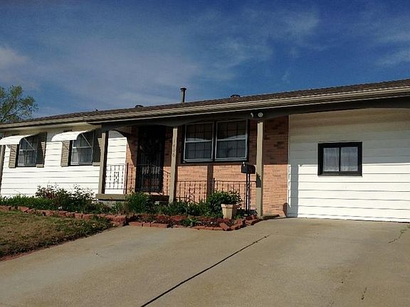 2nd image of 1406 Johnson Dr