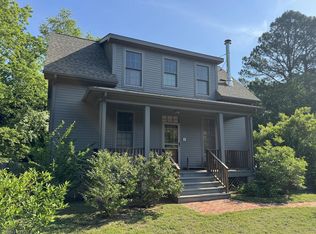 1 Jefferson St, Onancock, VA 23417