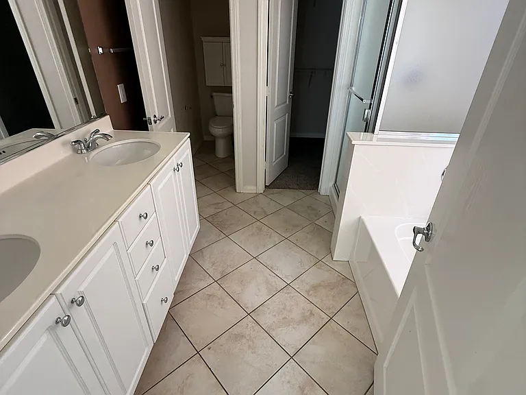 11652 Primo St — Photo 10