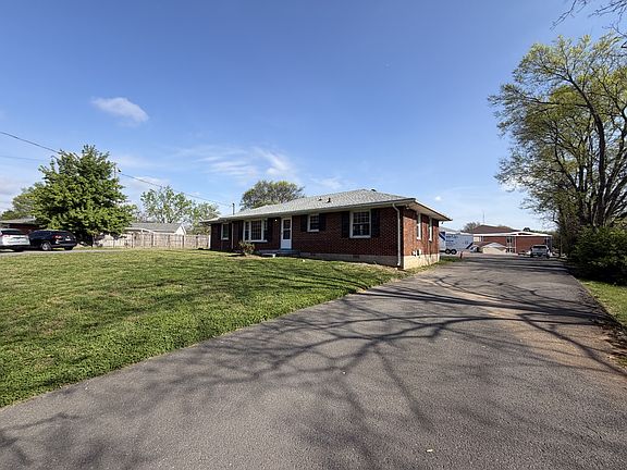 3rd image of 274 Locustwood Dr