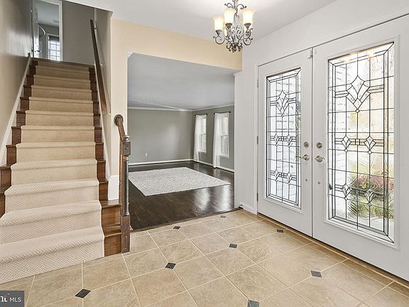 3rd image of 5110 Brentwood Farm Dr