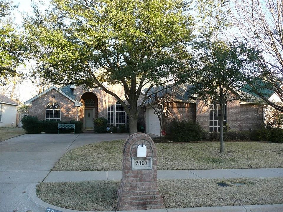 1st image of 7307 Heritage Oaks Ct