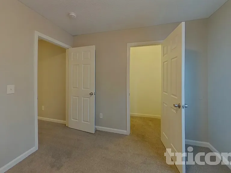 76 Springway Dr — Photo 12