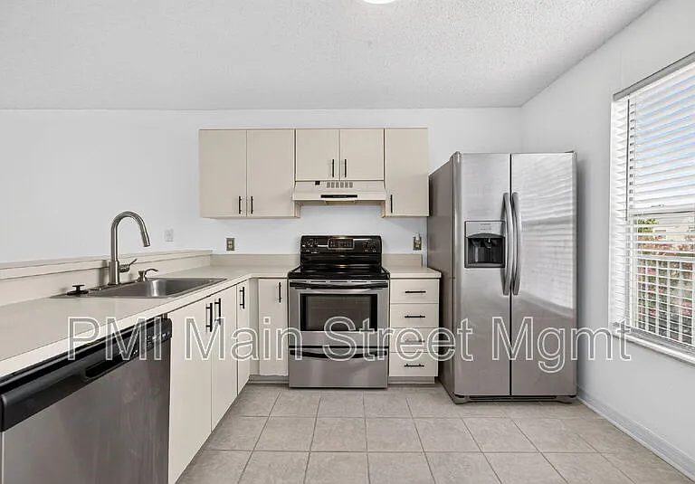 2512 Woodgate Blvd #203 — Photo 3