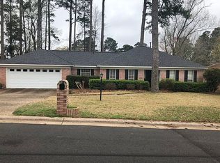 352 Hidden Hollow Dr, Shreveport, LA 71106