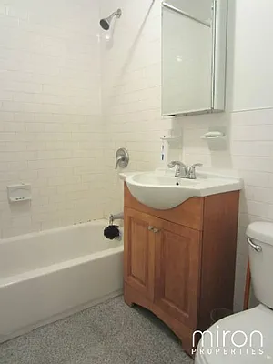 Rented by Miron Properties | media 18