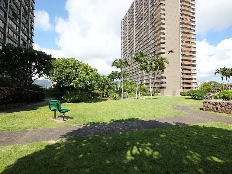 1255 Nuuanu Ave #1406 — Photo 16