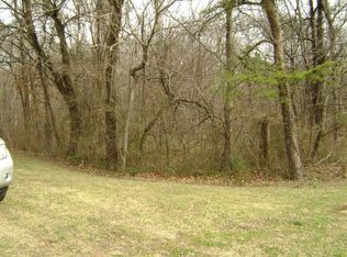 1300 Waldheim Rd, Salem, VA 24153