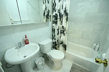 Rented by Dynamik Realty