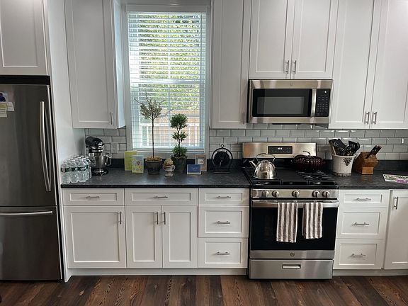 Gas stove