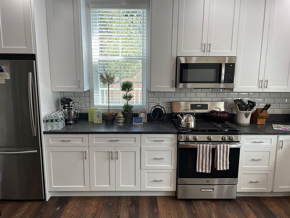 Gas stove