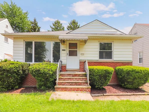 4235 Brookway Ln, Brooklyn, OH 44144