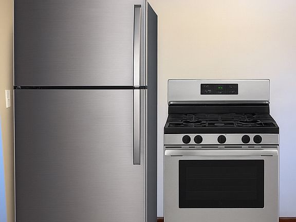 4th image of 1735 Wilkes Ave #1741