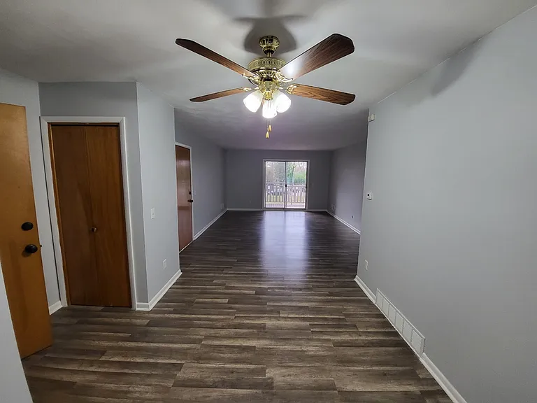 4328 W Bancroft St #1 — Photo 3