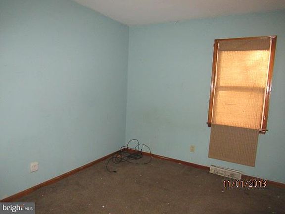 5th image of 25565 Jimmys Ln