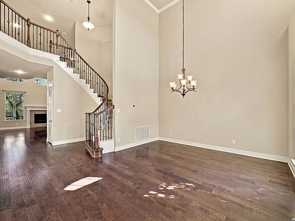 4th image of 9611 Torrington Way