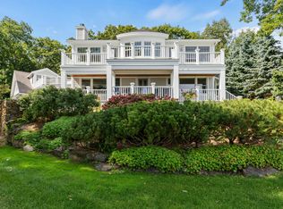 2 Oak Knoll Rd, Cape Elizabeth, ME 04107