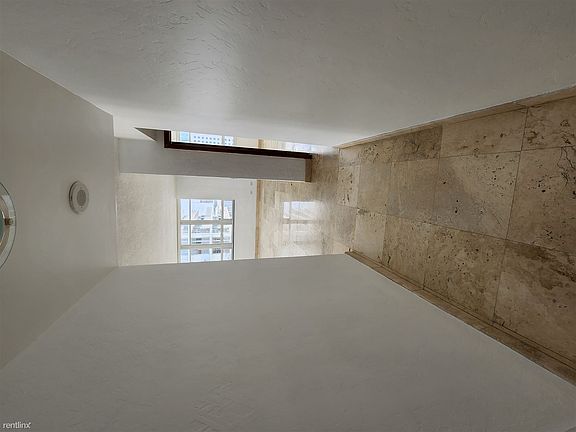 4th image of 2121 N Bayshore Dr APT 1101