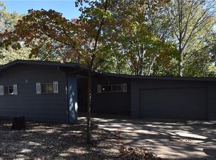 3 Redditch Ln, Bella Vista, AR 72714