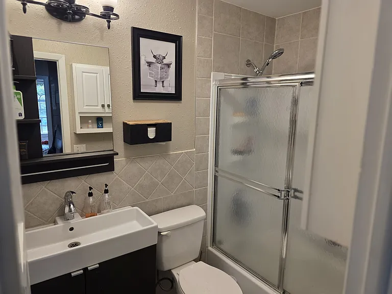 3263 Geneva St — Photo 11