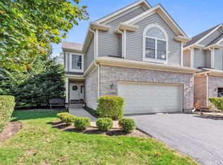 3900 Willow View Dr, Lake In The Hills, IL 60156