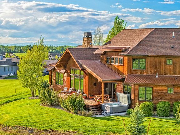 4th image of 171 Braveheart Loop