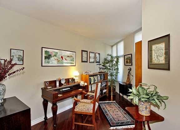 4th image of 500 W Harbor Dr Unit 202