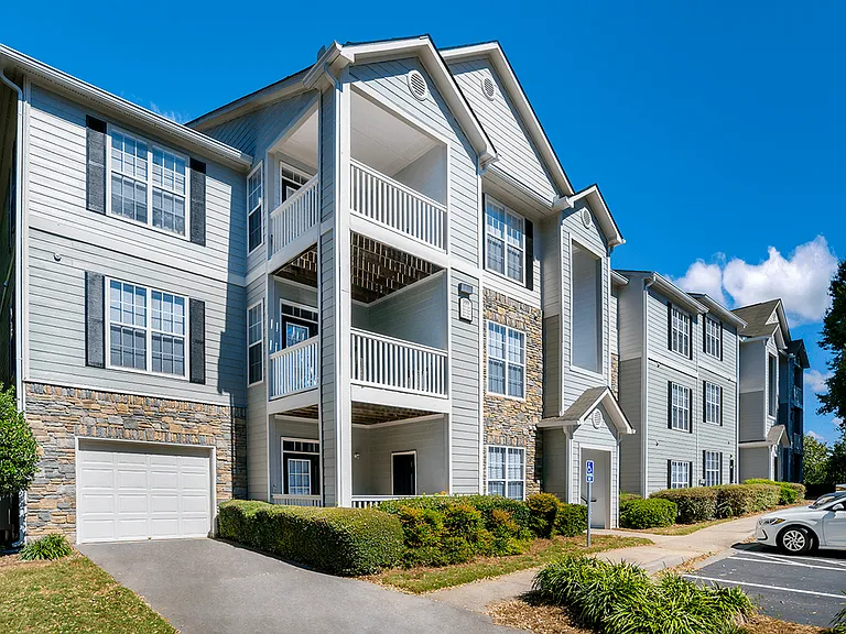 Live, relax, thrive_welcome to our stunning apartment