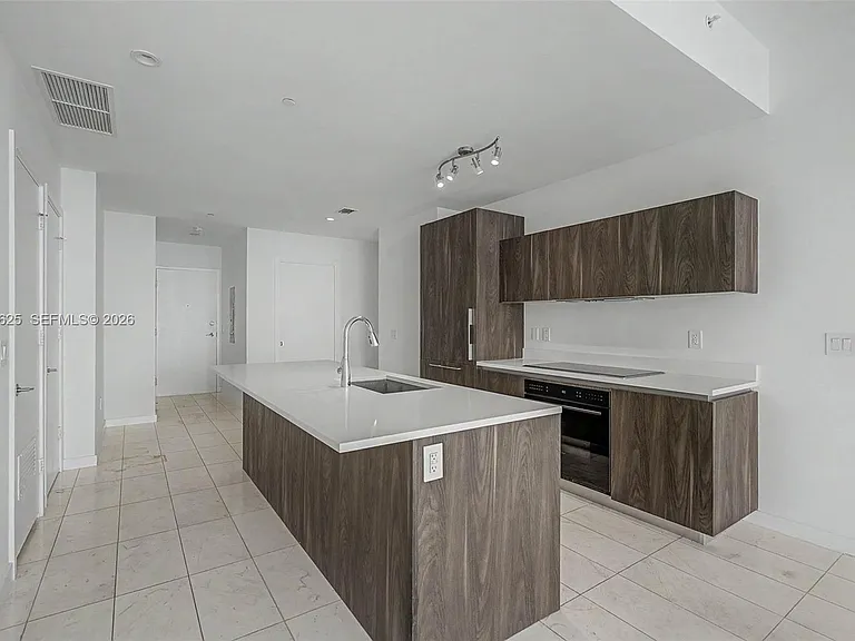 480 NE 31st St #3902 — Photo 26