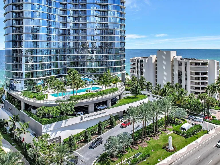 15701 Collins Ave #3804 — Photo 32