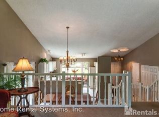 3215 Lafayette Ridge Ct, Wayzata, MN 55391