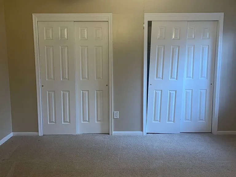 820 E Willow Point Pl — Photo 40