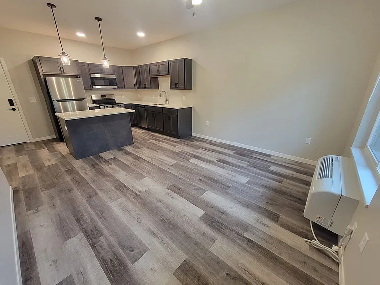 Northern Lights Apartments — Photo 19