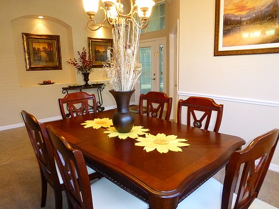 5th image of 352 Fairmount Park Ct