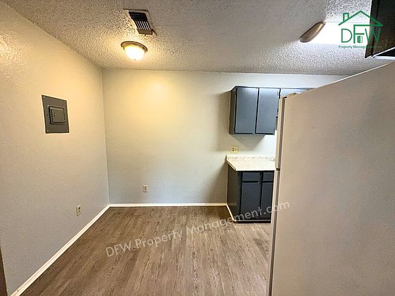 4th image of 219 Fry St APT 5
