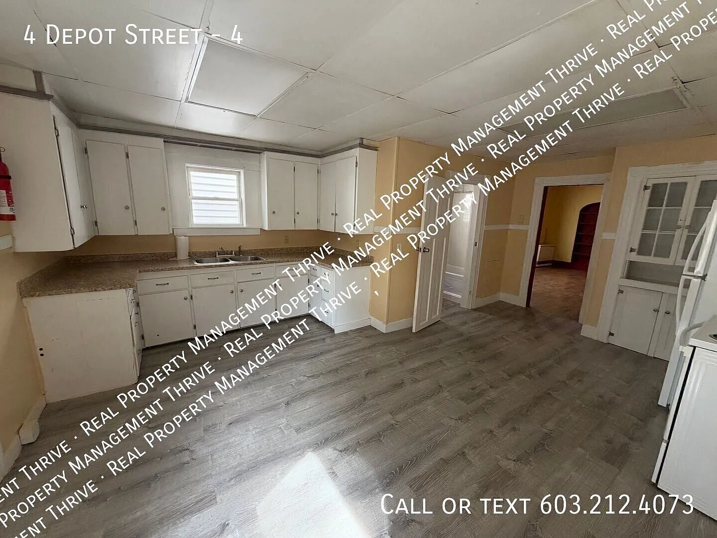 Bright & Spacious Upper-Level 2-Bedroom Near Main Street — Photo 1