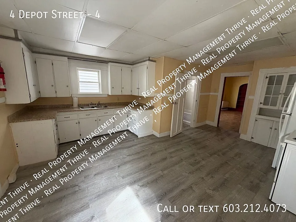 4 Depot St #4