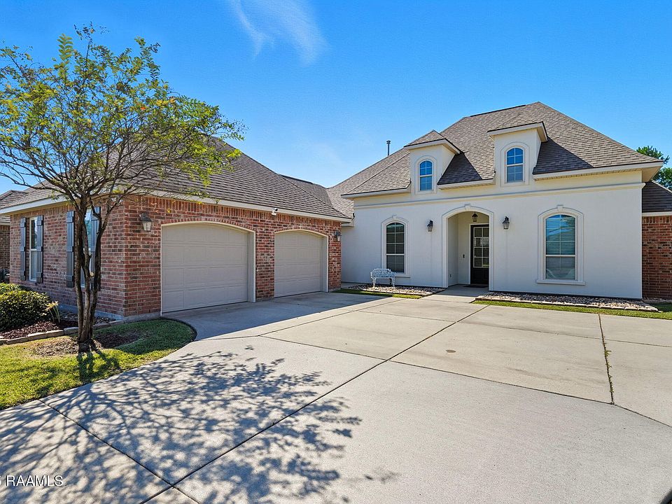 1st image of 112 Brianna Ln